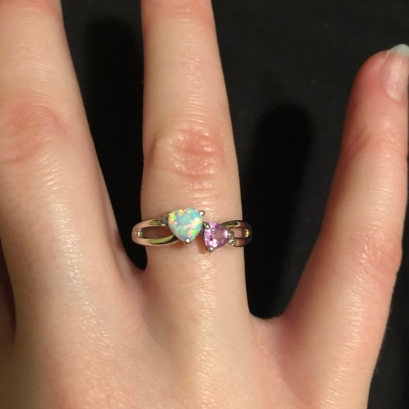 Beautiful October heart shaped birthstone ring. - Picture 5 of 8